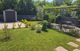 3 dormitorio piso 136 m² en Poreč, Croacia. 450 000 €