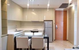 2-dormitorio apartamentos en condominio en Khlong Toei, Tailandia. $478 000