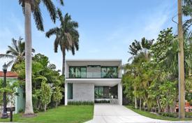 6 dormitorio villa 557 m² en Miami Beach, Estados Unidos. $3 490 000