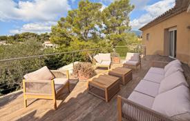 7 dormitorio villa en Roquefort-les-Pins, Francia. 2 150 000 €