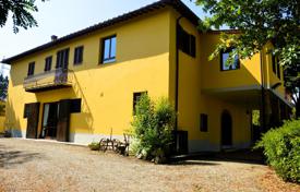 30 dormitorio villa en Terranuova Bracciolini, Italia. 2 500 000 €