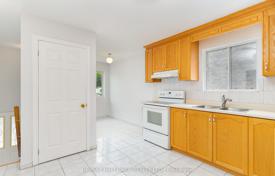 9 dormitorio casa de pueblo en Etobicoke, Canadá. C$1 909 000