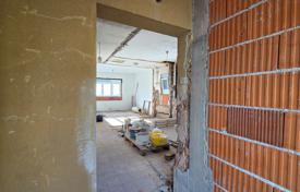 8 dormitorio casa de pueblo 170 m² en Rijeka, Croacia. 495 000 €