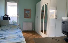 3 dormitorio piso 80 m² en Rijeka, Croacia. 208 000 €