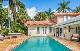 Villa – Fort Lauderdale, Florida, Estados Unidos. $2 399 000