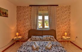 7 dormitorio casa de pueblo 325 m² en Medulin, Croacia. 1 200 000 €