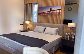 3-dormitorio apartamentos en condominio en Watthana, Tailandia. $3 060  por semana
