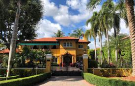 Villa – Miami, Florida, Estados Unidos. $1 600 000
