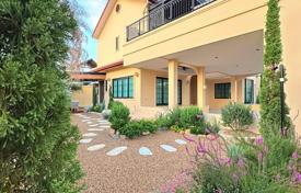 5 dormitorio villa 340 m² en Pattaya, Tailandia. $894 000