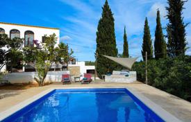 Villa – Ibiza, Islas Baleares, España. 11 400 €  por semana