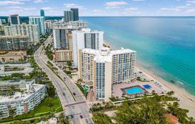 Condominio – Hallandale Beach, Florida, Estados Unidos. $389 000
