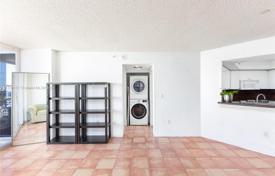 2-dormitorio apartamentos en condominio 105 m² en Miami Beach, Estados Unidos. $879 000