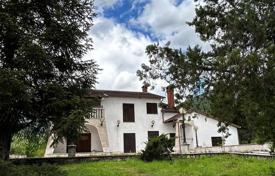 6 dormitorio casa de pueblo 400 m² en Motovun, Croacia. 550 000 €