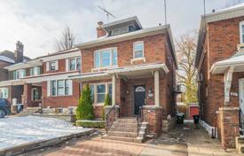 3 dormitorio casa de pueblo en Old Toronto, Canadá. C$1 946 000