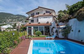 Villa – San Remo, Liguria, Italia. 2 200 000 €