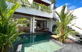 3 dormitorio villa 200 m² en Tumbak Bayuh, Indonesia. $325 000