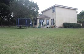 Casa de pueblo – Miramar (USA), Florida, Estados Unidos. $715 000