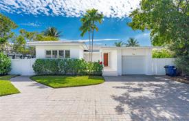 Villa – Miami Beach, Florida, Estados Unidos. $1 579 000