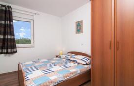 3 dormitorio piso 54 m² en Peroj, Croacia. 175 000 €