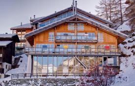 Chalet en Zermatt, Suiza. 12 200 €  por semana