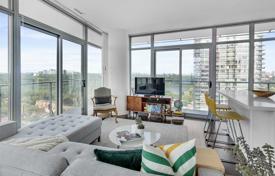 2 dormitorio piso en The Queensway, Canadá. C$883 000