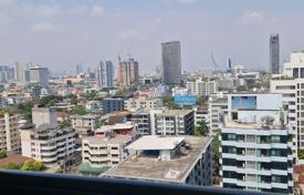 1-dormitorio apartamentos en condominio en Watthana, Tailandia. $225 000