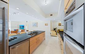 Condominio – Hallandale Beach, Florida, Estados Unidos. $1 515 000