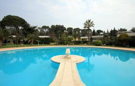 Villa – Biot, Costa Azul, Francia. 2 540 €  por semana