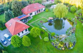 Villa – Piła, Greater Poland, Polonia. 879 000 €