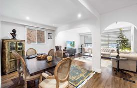 4 dormitorio casa de pueblo en North York, Canadá. C$2 125 000
