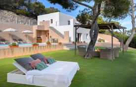 Villa – Ibiza, Islas Baleares, España. 5 300 €  por semana
