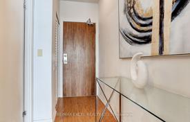 5 dormitorio piso en North York, Canadá. C$1 003 000