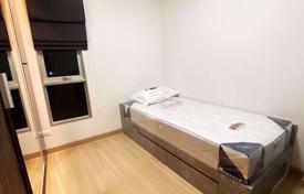 2-dormitorio apartamentos en condominio en Huai Khwang, Tailandia. $199 000