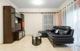 4 dormitorio adosado 199 m² en San Isidro (Canary Islands), España. 415 000 €