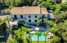 8 dormitorio villa en Vallauris, Francia. 19 000 €  por semana