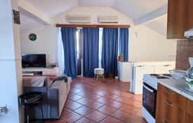 3 dormitorio piso 75 m² en Primorje-Gorski Kotar County, Croacia. 300 000 €