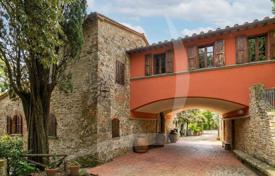 8 dormitorio villa 450 m² en Arezzo, Italia. 1 200 000 €