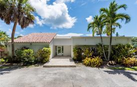 Villa – Miami, Florida, Estados Unidos. $1 240 000