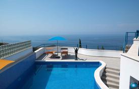 Villa 600 m² en Blizikuće, Montenegro. 1 199 000 €