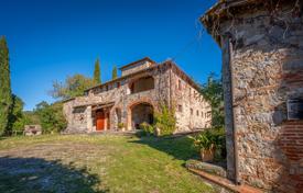 19 dormitorio finca rústica 840 m² en Gaiole In Chianti, Italia. 990 000 €
