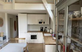 Villa – Gironde, Nueva Aquitania, Francia. 6 500 €  por semana