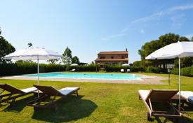 Villa – Gavorrano, Toscana, Italia. 1 500 000 €