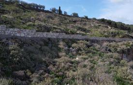 Terreno en Unidad periférica de La Canea, Grecia. 750 000 €