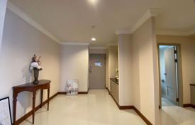 3-dormitorio apartamentos en condominio en Watthana, Tailandia. $2 700  por semana