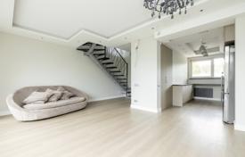 5 dormitorio adosado 175 m² en Melluzi, Letonia. 320 000 €