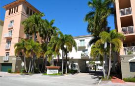 2-dormitorio apartamentos en condominio 87 m² en Miami Beach, Estados Unidos. $975 000