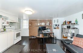 9 dormitorio casa de pueblo en York, Canadá. C$1 295 000