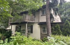 10 dormitorio casa de pueblo en North York, Canadá. C$1 616 000