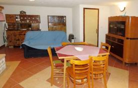 3 dormitorio casa de pueblo 77 m² en Gračišće, Croacia. 160 000 €