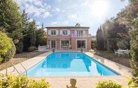 6 dormitorio villa en Antibes, Francia. 2 500 000 €